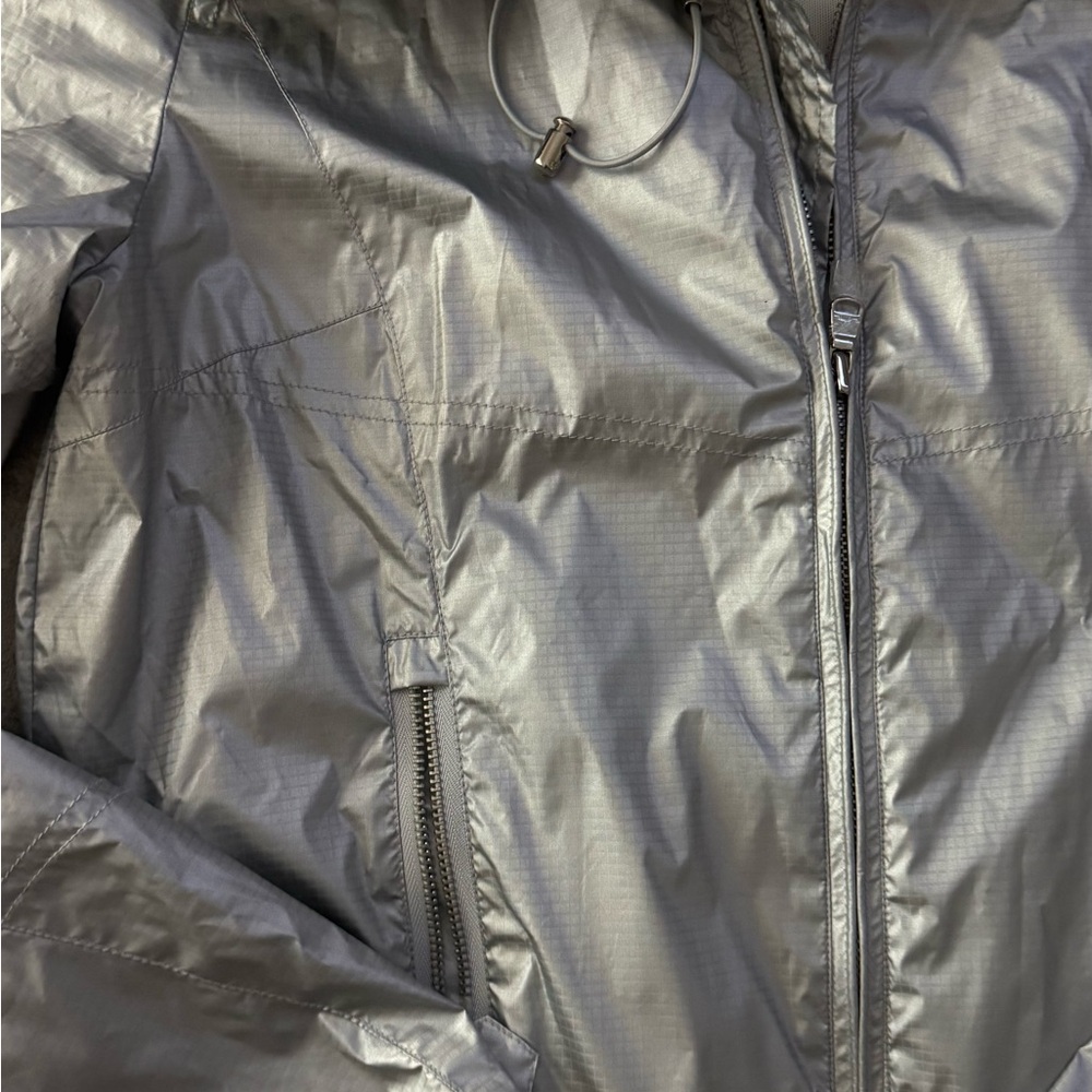 Ralph Lauren Women M Silver Foil Metallic Hooded Jacket Windbreaker Lightweight - Picture 4 of 8